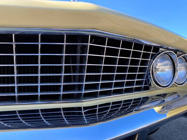 Speed, Power, Legacy – The Iconic American Race Cars of the 1950s & 1960s